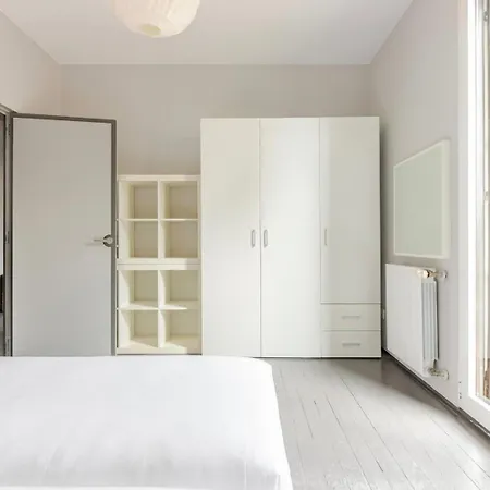 Appartement Playa Zurriola-no Parties At Home-no Fiestas En Casa-300 Meters To The Beach-90 M2 Saint-Sébastien