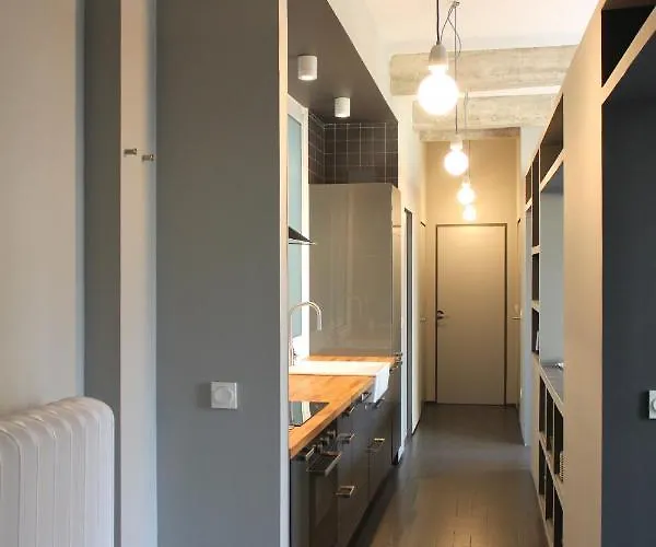 Playa Zurriola-no Parties At Home-no Fiestas En Casa-300 Meters To The Beach-90 M2 * San Sebastián