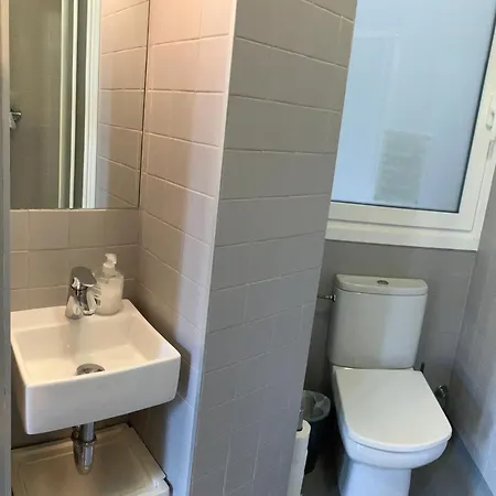 Playa Zurriola-no Parties At Home-andamio Hasta Marzo-scaffold Until March * San Sebastián